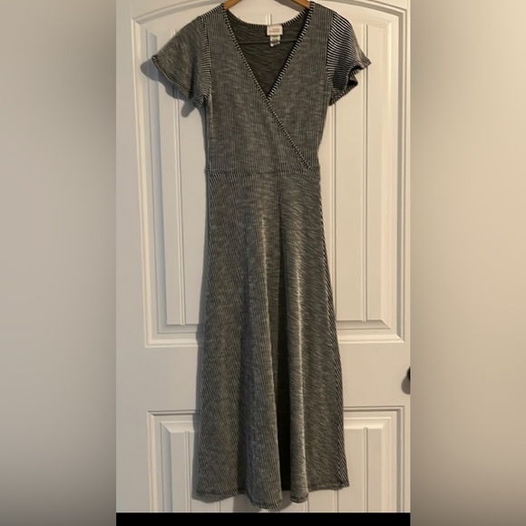 Urban Outfitters Caution to the Wind Maxi Dress S - Picture 1 of 6